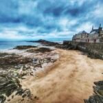 plage et remparts de Saint Malo